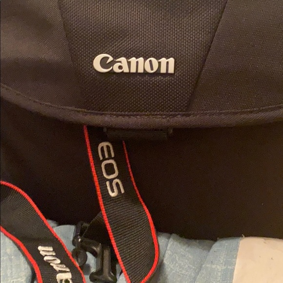 Cannon camera - Picture 3 of 3